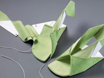 Buty EIN/TRITT – fuzja architektury i mody
